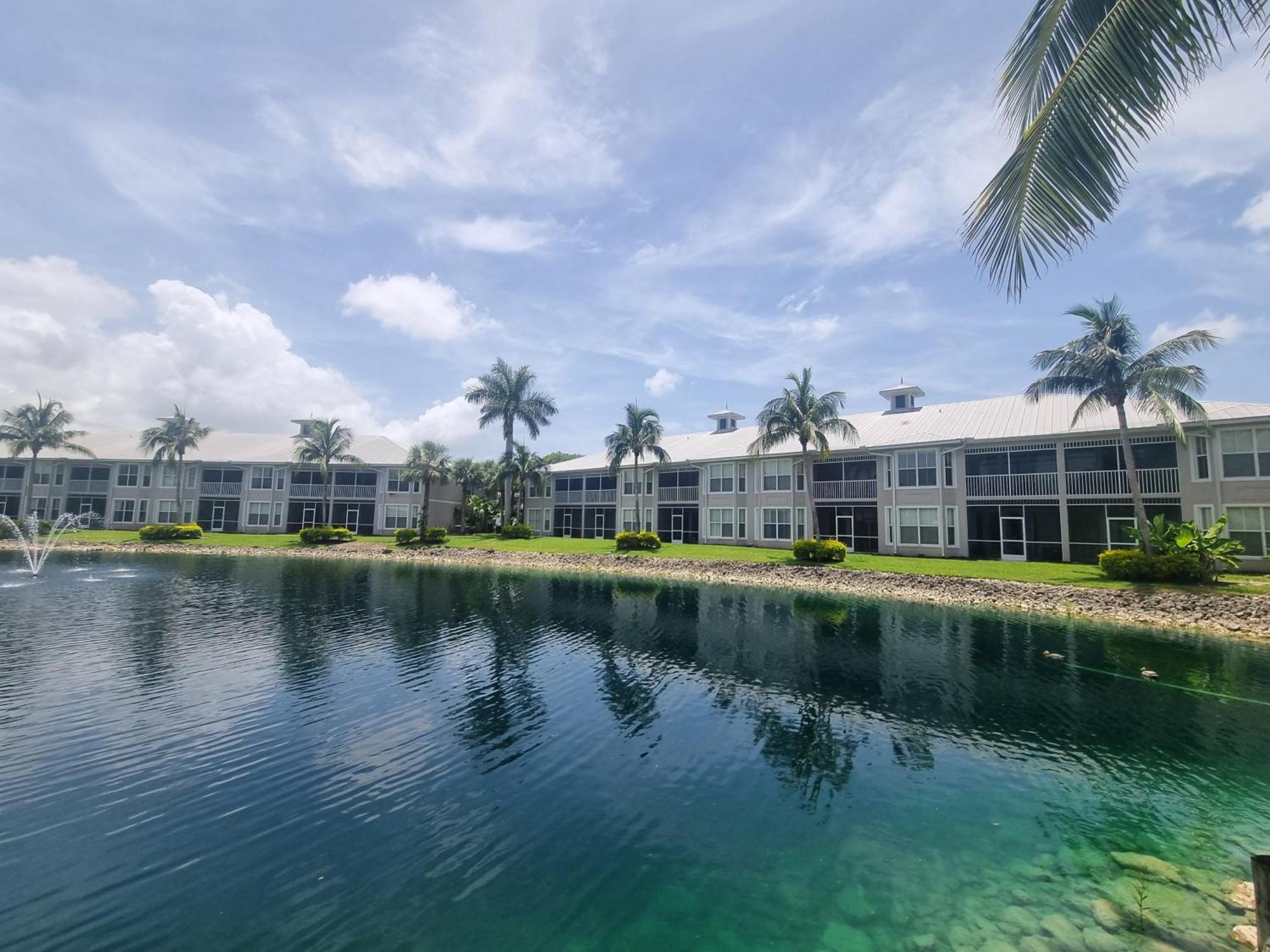 Stunning 2-Bedroom Plus Den Condo In Greenlinks Resort Naples Exterior foto