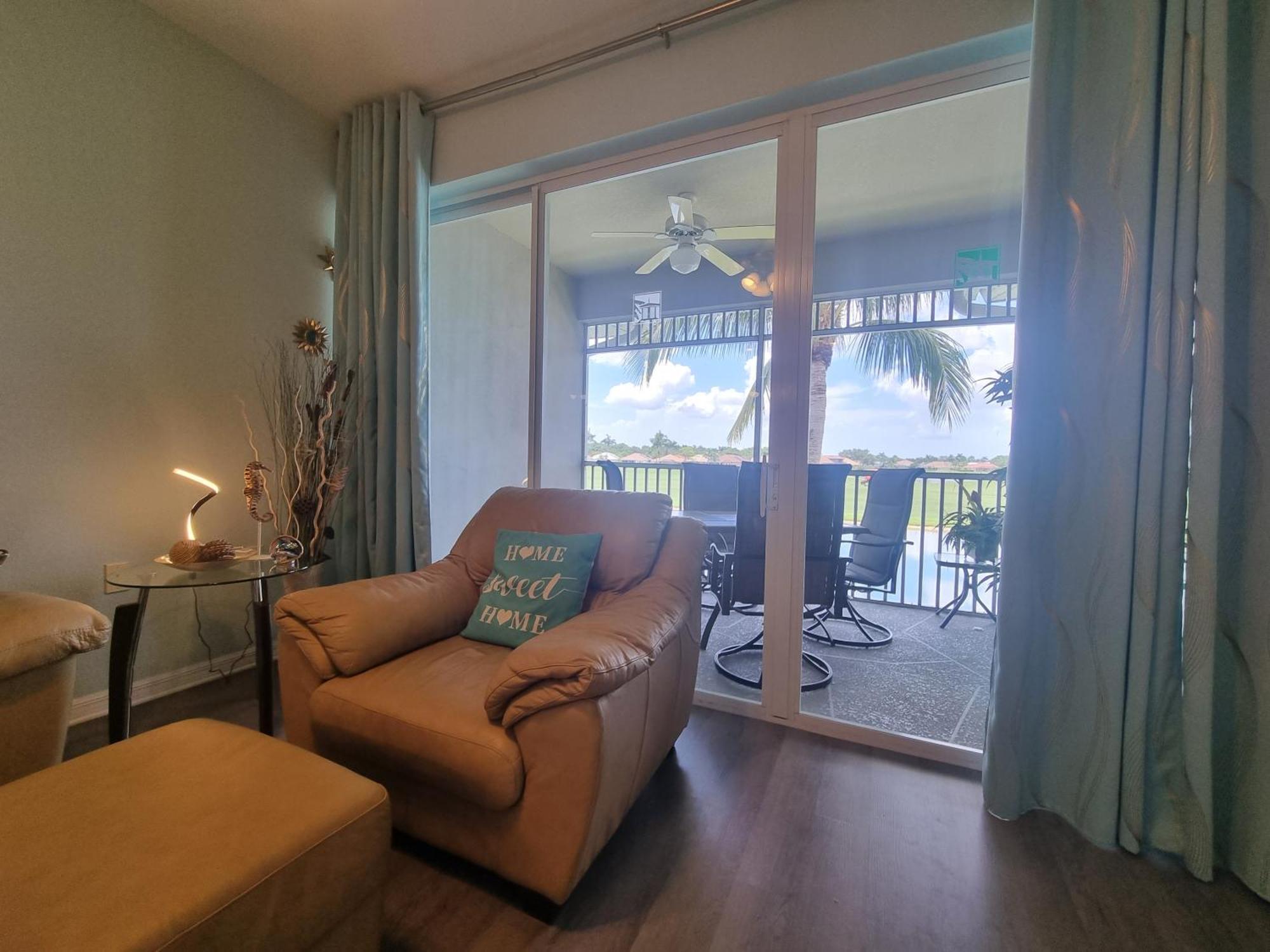 Stunning 2-Bedroom Plus Den Condo In Greenlinks Resort Naples Exterior foto