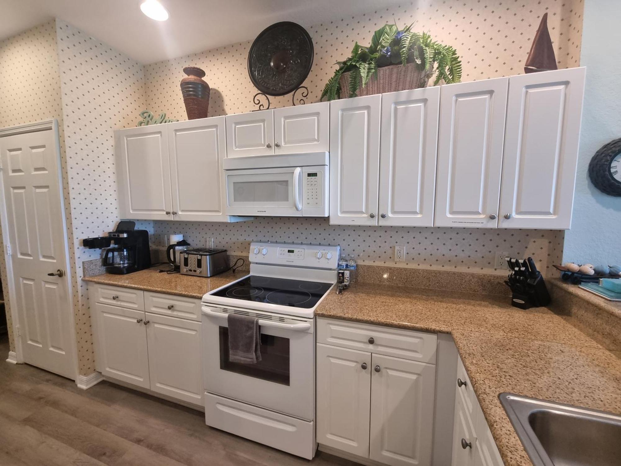 Stunning 2-Bedroom Plus Den Condo In Greenlinks Resort Naples Exterior foto